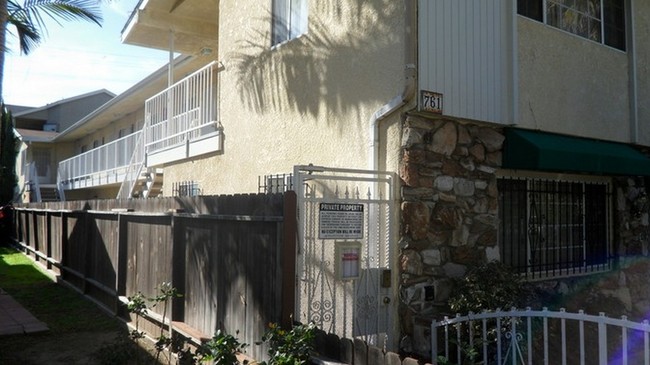 Building Photo - 761 Rose Ave