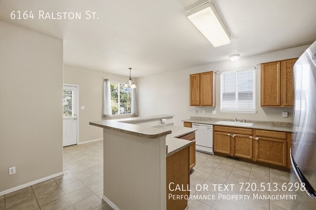 Building Photo - 6164 Ralston St