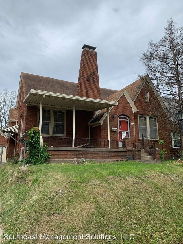 Primary Photo - 3 br, 2 bath House - 29 N. Henderson