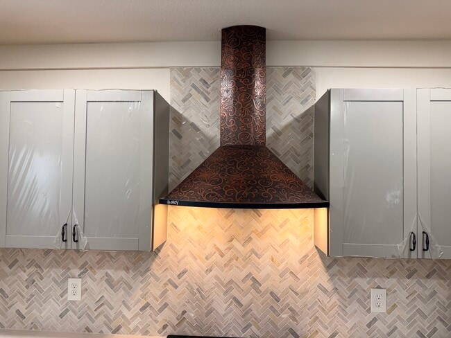 Building Photo - 1155 6th St SW