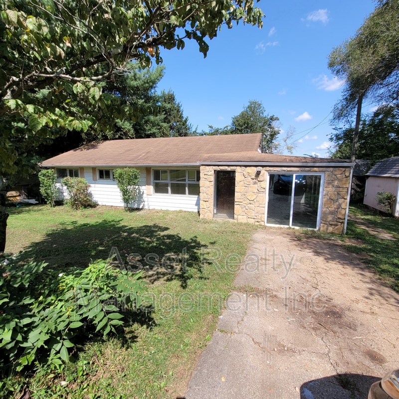 Primary Photo - 4520 Nicholas Rd NW