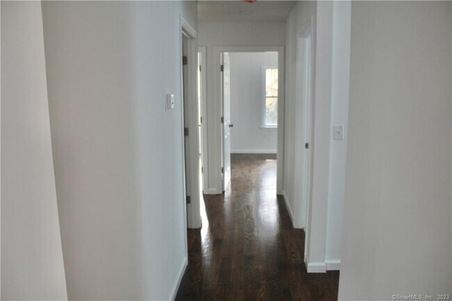 Foto del edificio - 1257 Howard Ave