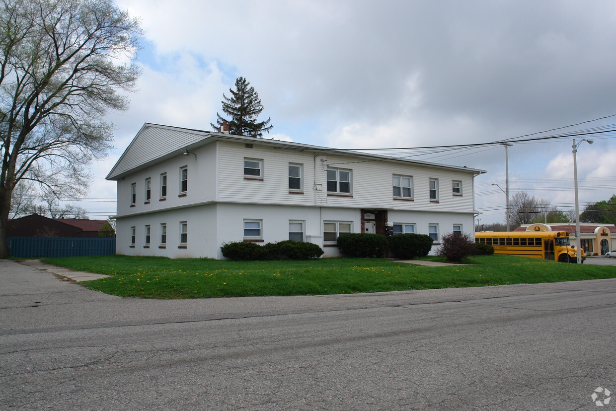Building Photo - 2808 N East St