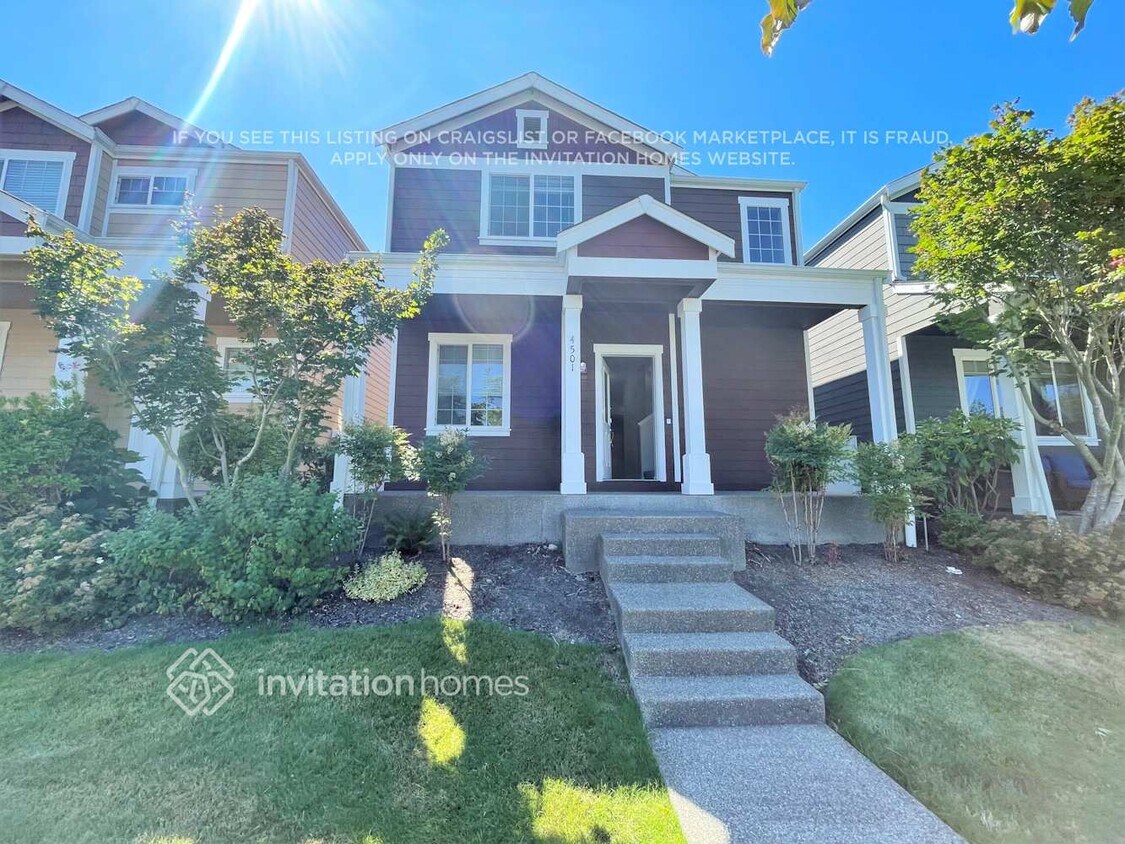 Foto principal - 4501 Fairweather St NE