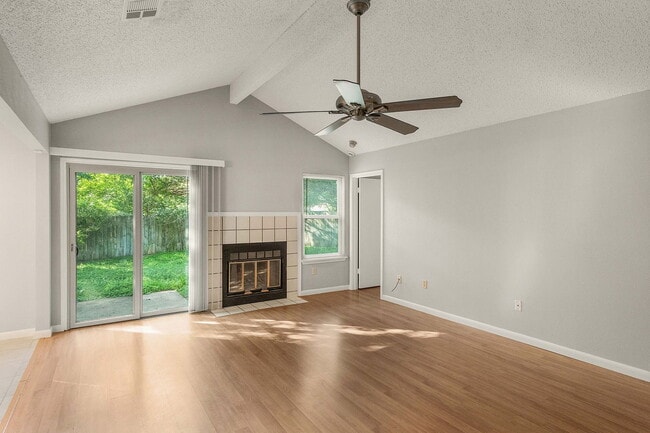 Building Photo - 11931 Rosethorn Dr