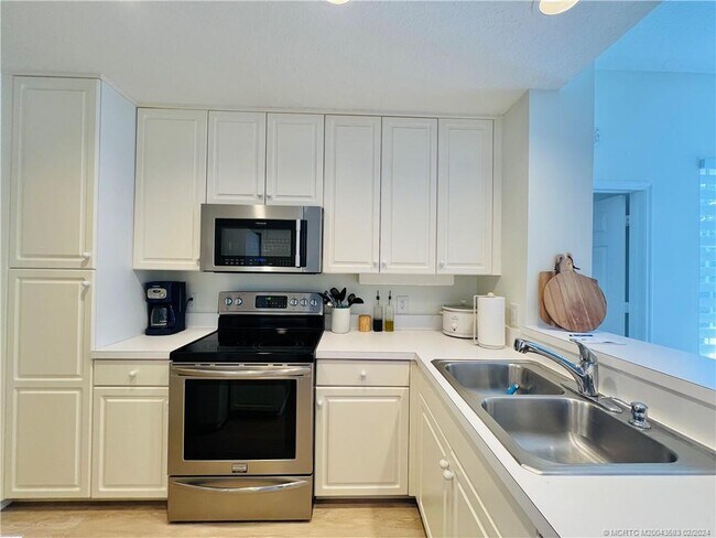 Foto del edificio - 411 NE Plantation Rd