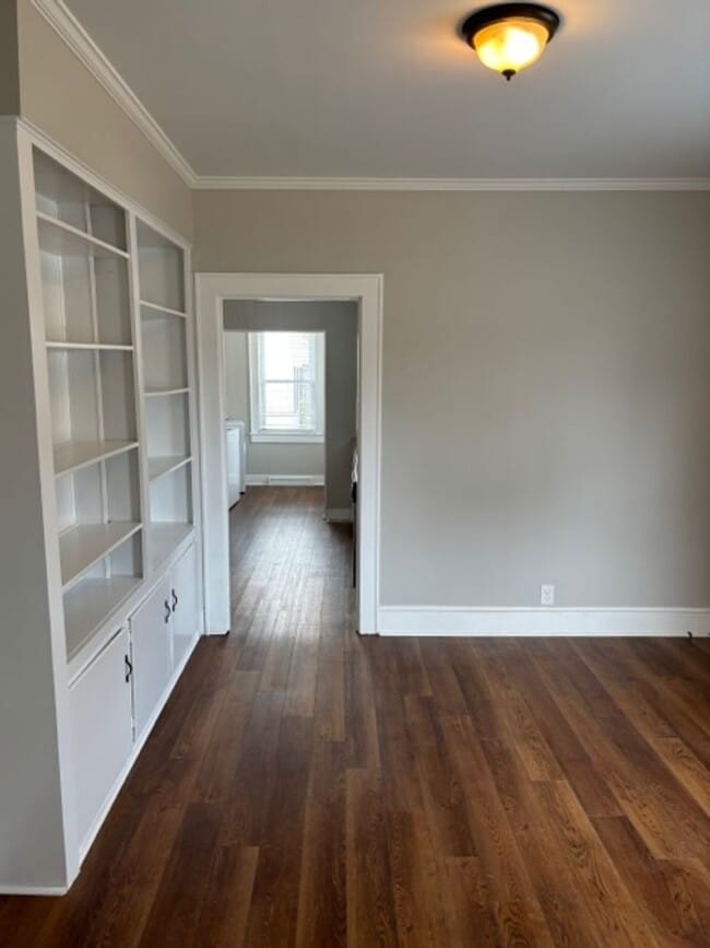 Building Photo - Burlington