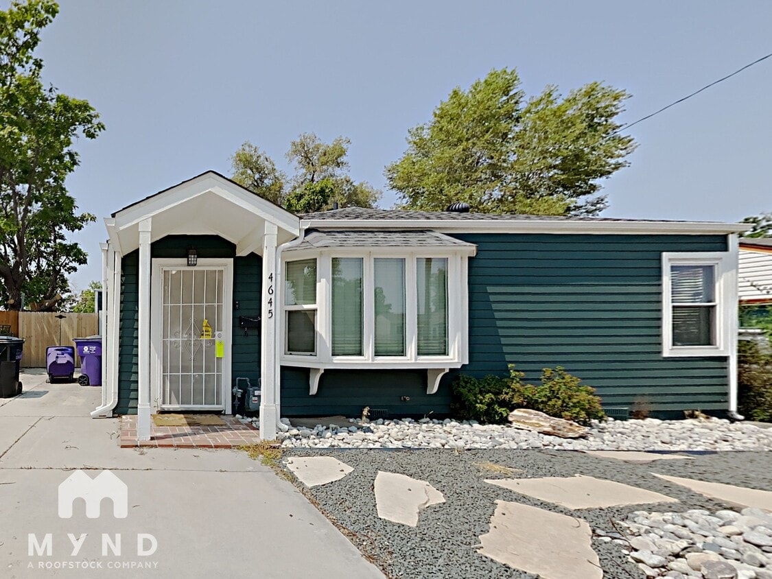 Primary Photo - 4645 Fillmore St