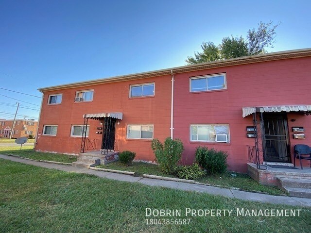 Primary Photo - 2105 Phaup St