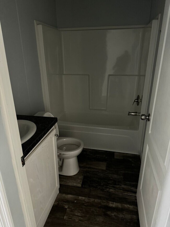 Foto del edificio - 3/2 Brooksville Available Now !