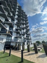 Building Photo - 5252 NW 85th Ave