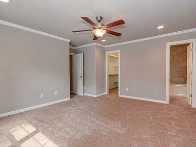 Building Photo - 410 Norcum Cir