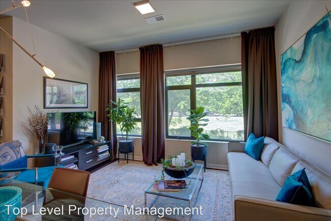 Foto del edificio - 2 br, 2 bath House - 825 E Mifflin St #210