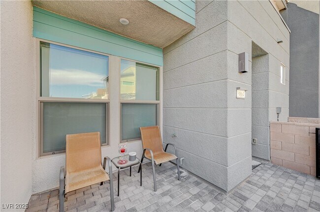 Foto del edificio - 9864 Kings Glen St