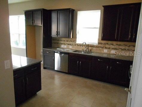 Foto del edificio - 15604 Starling Crossing Dr