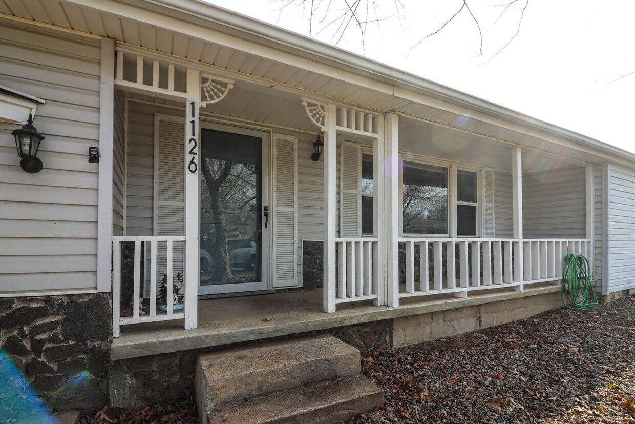 1126 N Oklahoma Ave, Claremore, OK 74017 House Rental in Claremore