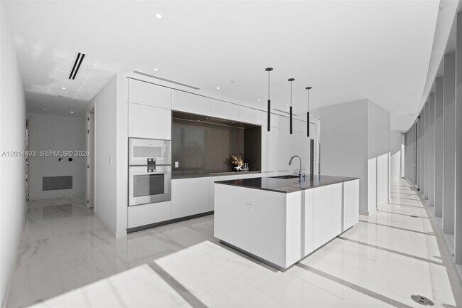Foto del edificio - 300 Biscayne Blvd Way