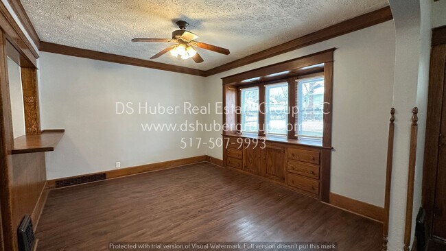 Foto del edificio - 921 W Oakland-