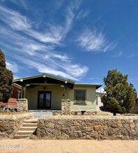 Building Photo - 3203 Frankfort Ave