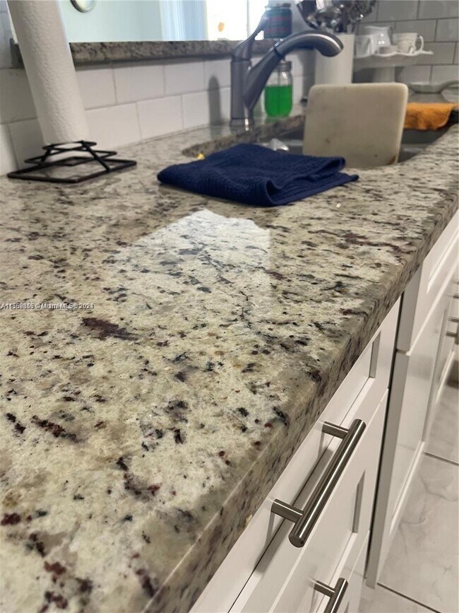 Foto del edificio - 15741 SW 137th Ave