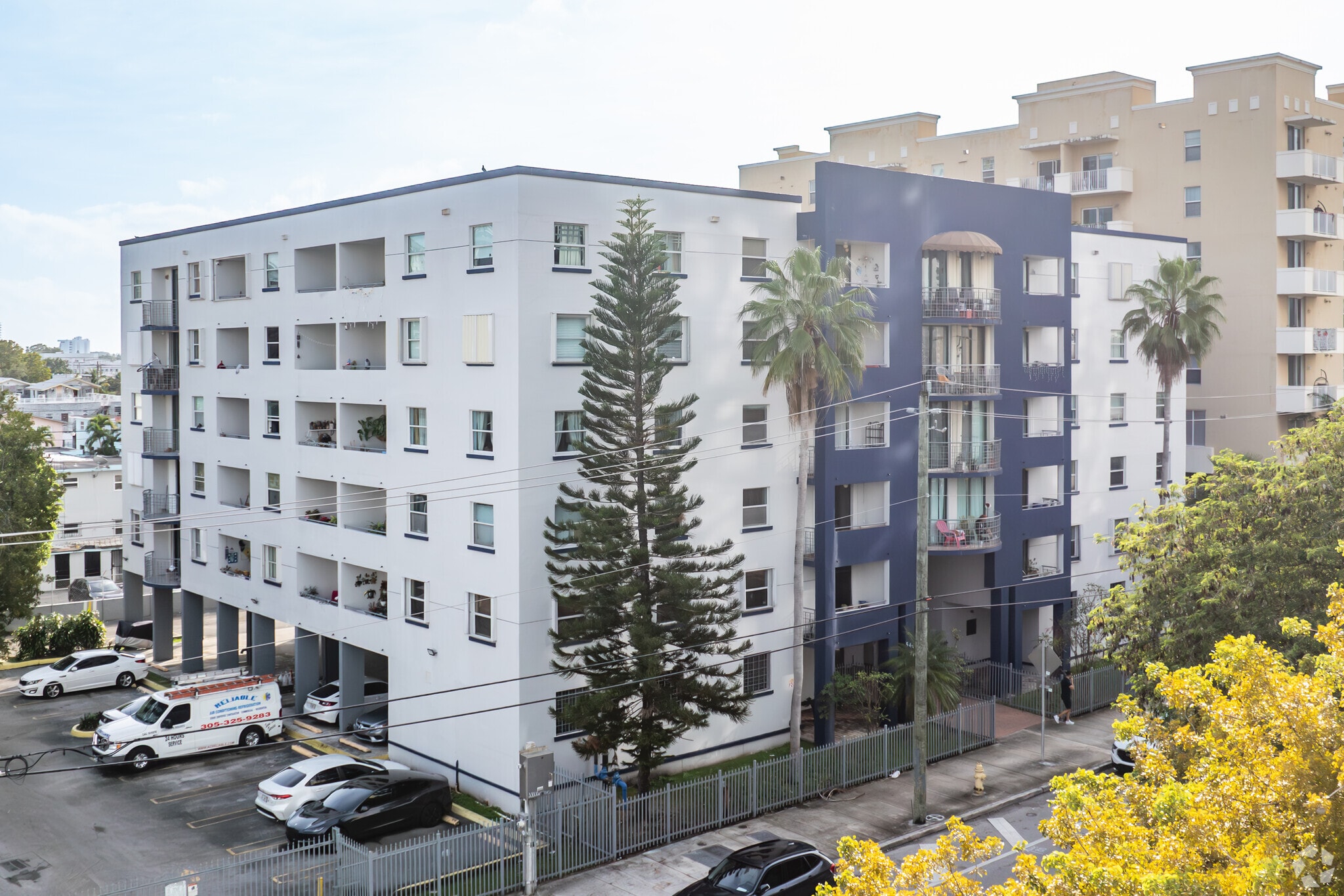 Rio Plaza Condominiums