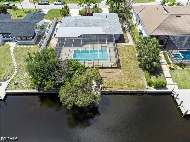 Foto del edificio - 1453 Venetian Ct