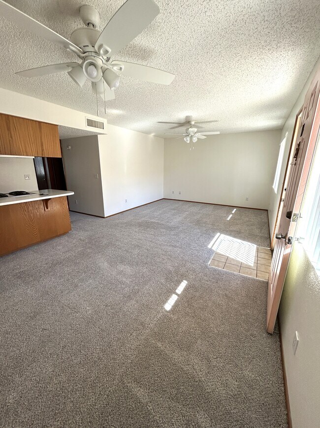Sala de estar - 1957 Mesquite Ave