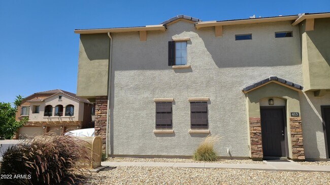 Building Photo - 413 N 168th Ln