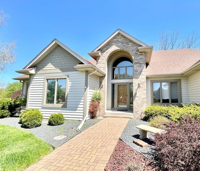 Foto del edificio - 640 S Park Ct