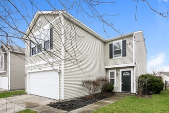 Building Photo - 10740 Glenayr Dr