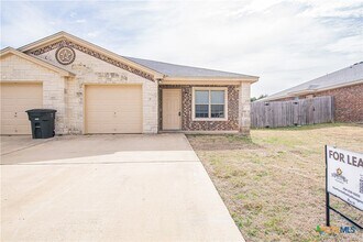 Building Photo - 4602 Cambridge Dr