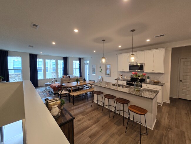 Foto del edificio - 3925 Maze Runner Dr