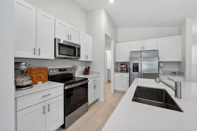 Building Photo - 17512 Shirewood Wy