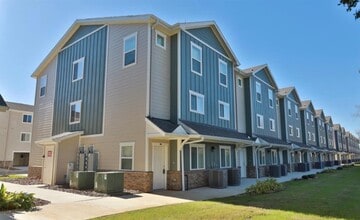 Building Photo - 21155 Gosling Rd