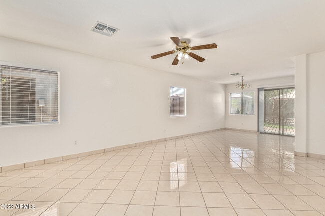 Building Photo - 1525 W Burgess Ln