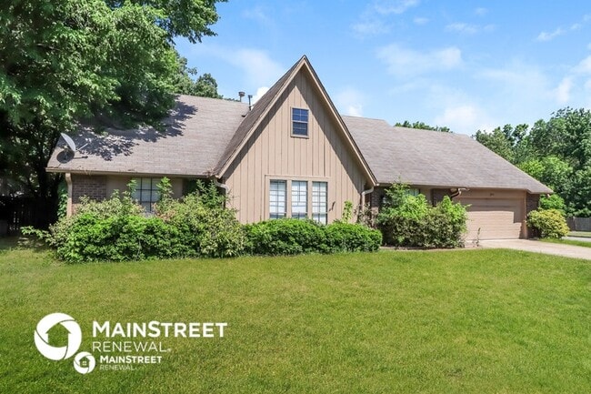 Building Photo - 2700 Rockcreek Pkwy