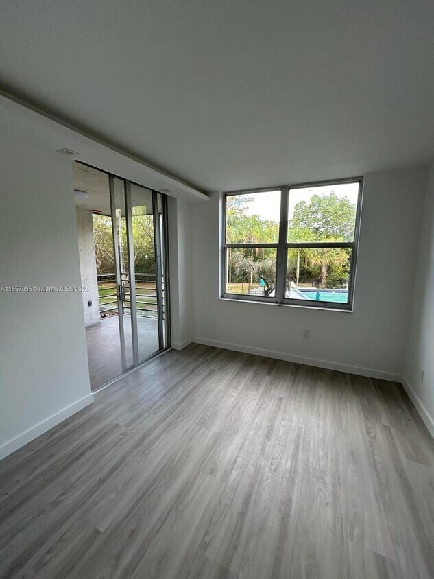 17890 W Dixie Hwy Unit 209, North Miami Beach, FL 33160 Condo for