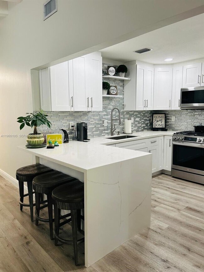 Foto del edificio - 7039 SW 115th Pl