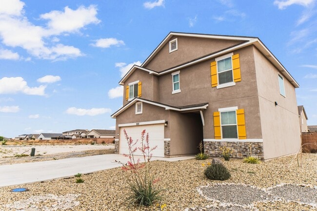 Building Photo - Fully Furnished 4 Bedroom, 2.5 Bathroom Home – Ideal for Traveling Professionals & Extended Stay ...