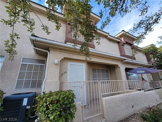 Building Photo - 1236 Dusty Creek St