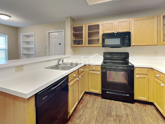 Foto del edificio - 325 Willow Green Dr