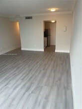 Building Photo - 2075 NE 164th St