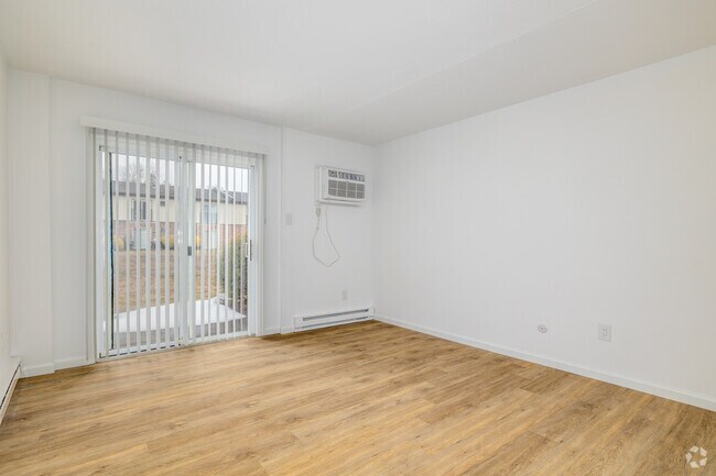 2 habitaciones, 1 baño - 1376 pies cuadrados - Dormitorio principal - Hunters Creek