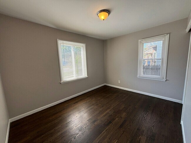 Foto del edificio - 837 E Woodward Heights Blvd