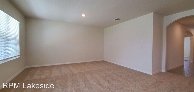 Foto del edificio - 3 br, 2 bath House - 747 Squires Grove Drive