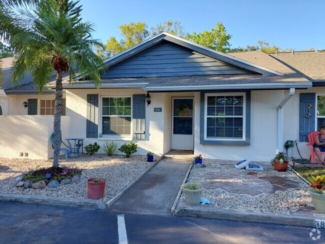 Building Photo - 3911 La Costa Ln