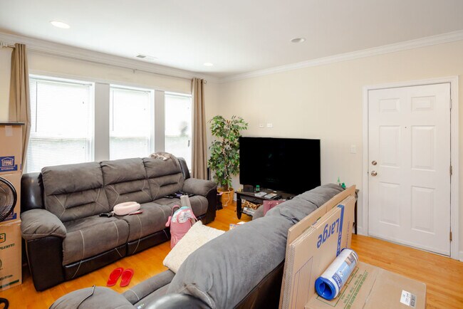 Foto del edificio - 6301 N Francisco Ave