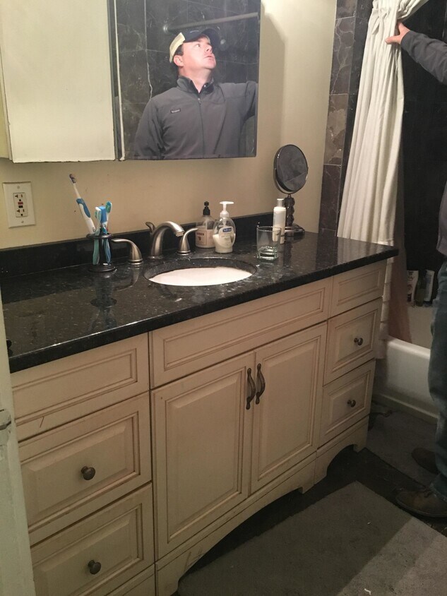 Foto principal - 94 Hillside St