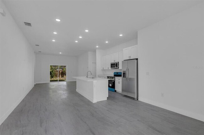 Foto del edificio - 1221 SW 5th St