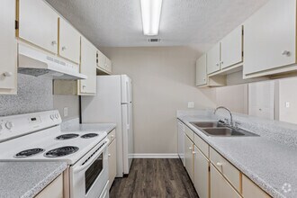 1BR, 1BA - 800SF - Kitchen - Quail Ridge Apartments